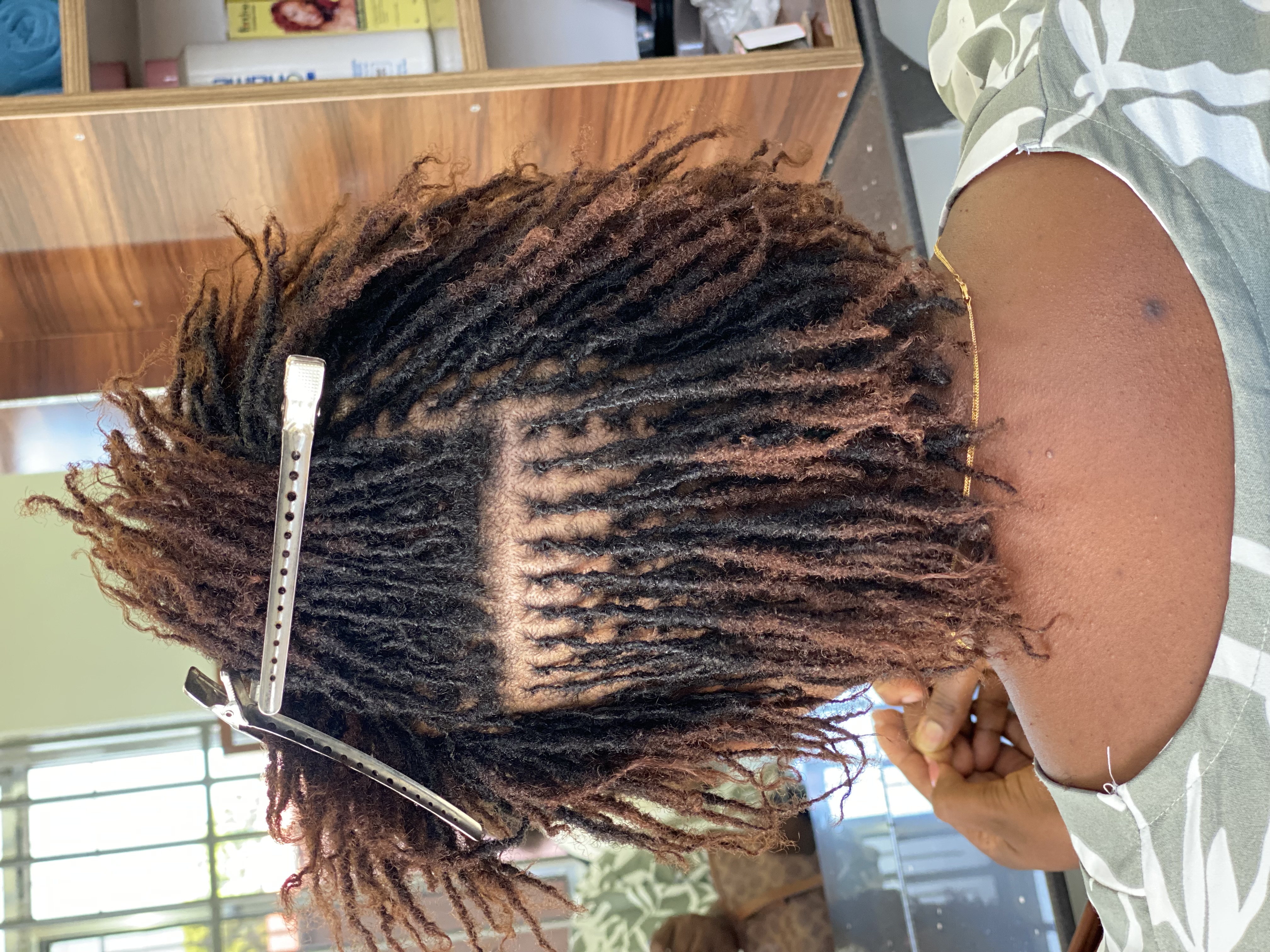 Microlocks Coloring: Natural Microlocks & Microlocks Extensions